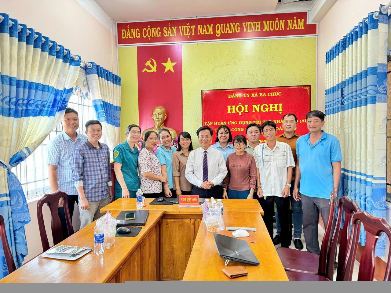 Ảnh chụp chung tại hội nghị tập huấn